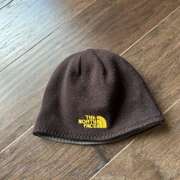 The North Face reversible fleece hat - Picture 2 of 3